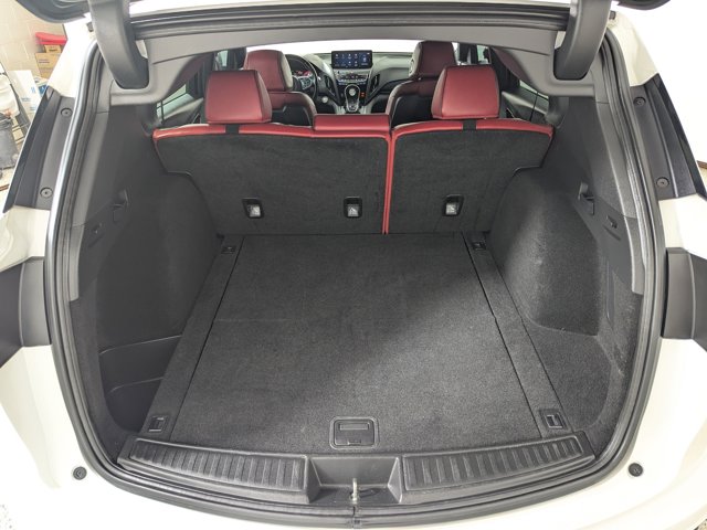 Vehicle image 19 of 21