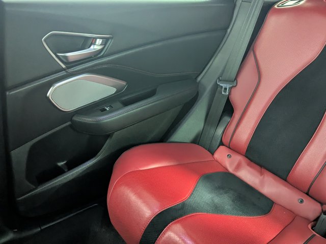 Vehicle image 13 of 21