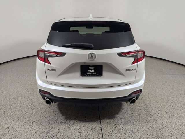 Vehicle image 5 of 21