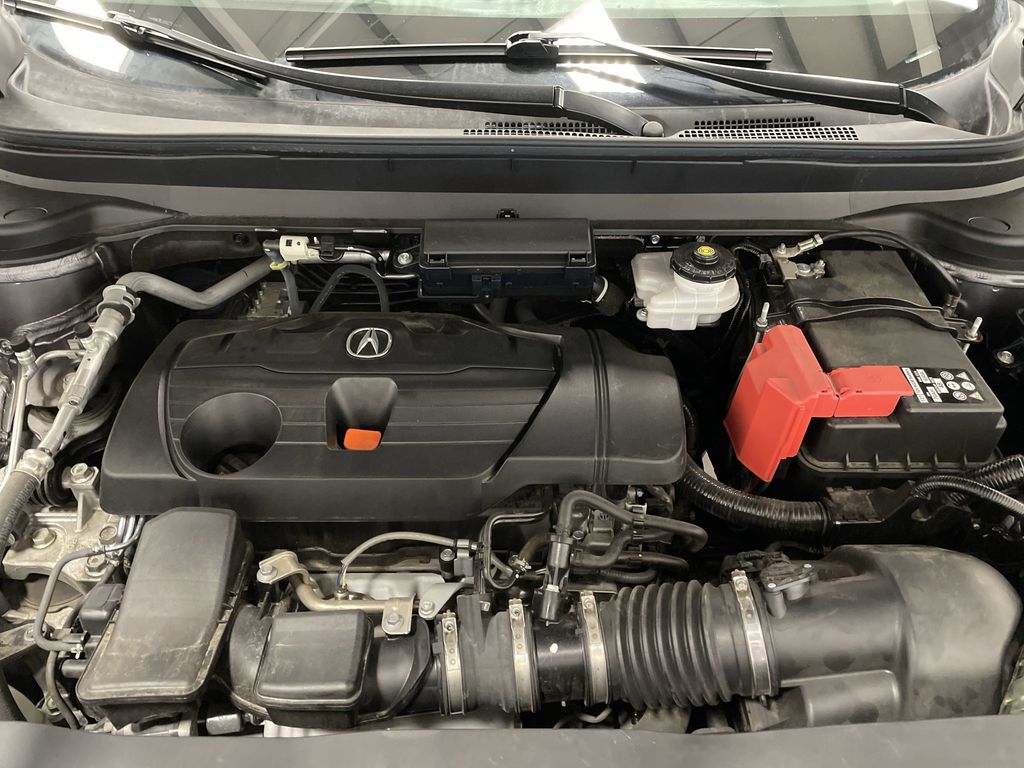 Vehicle image 40 of 42