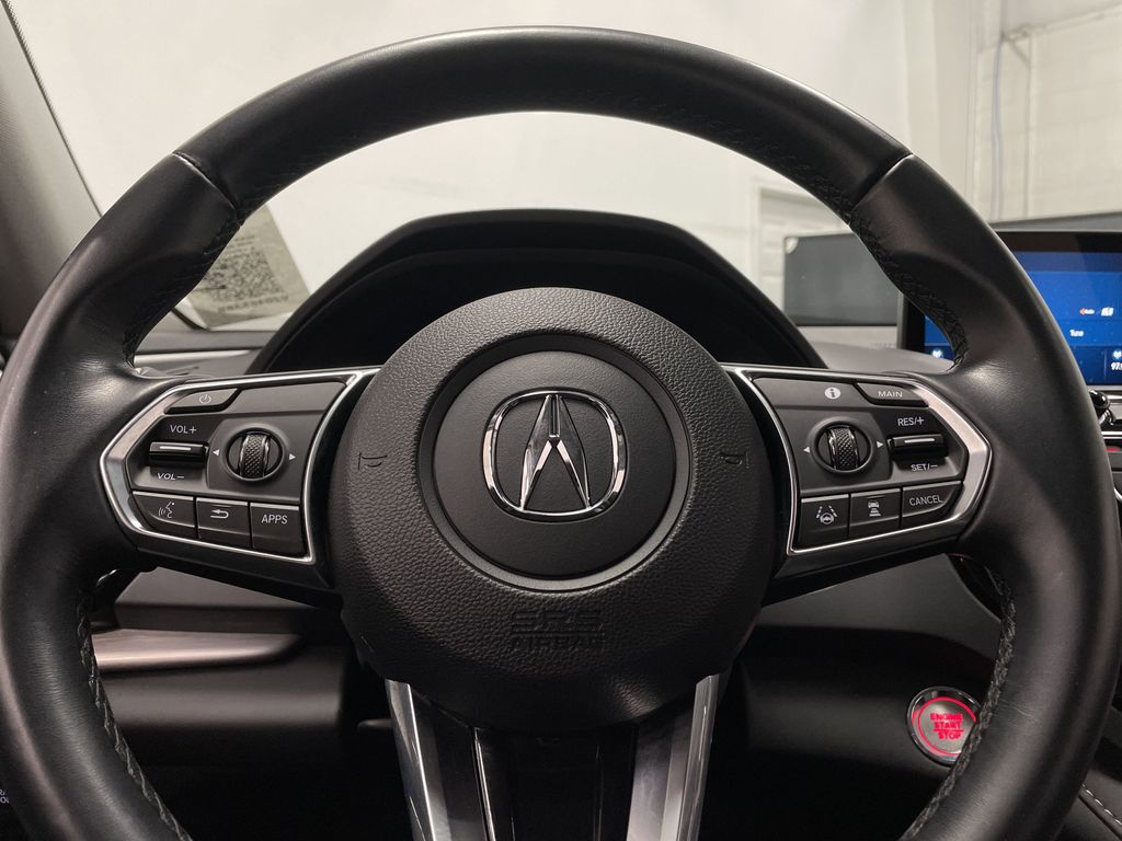 Vehicle image 19 of 42