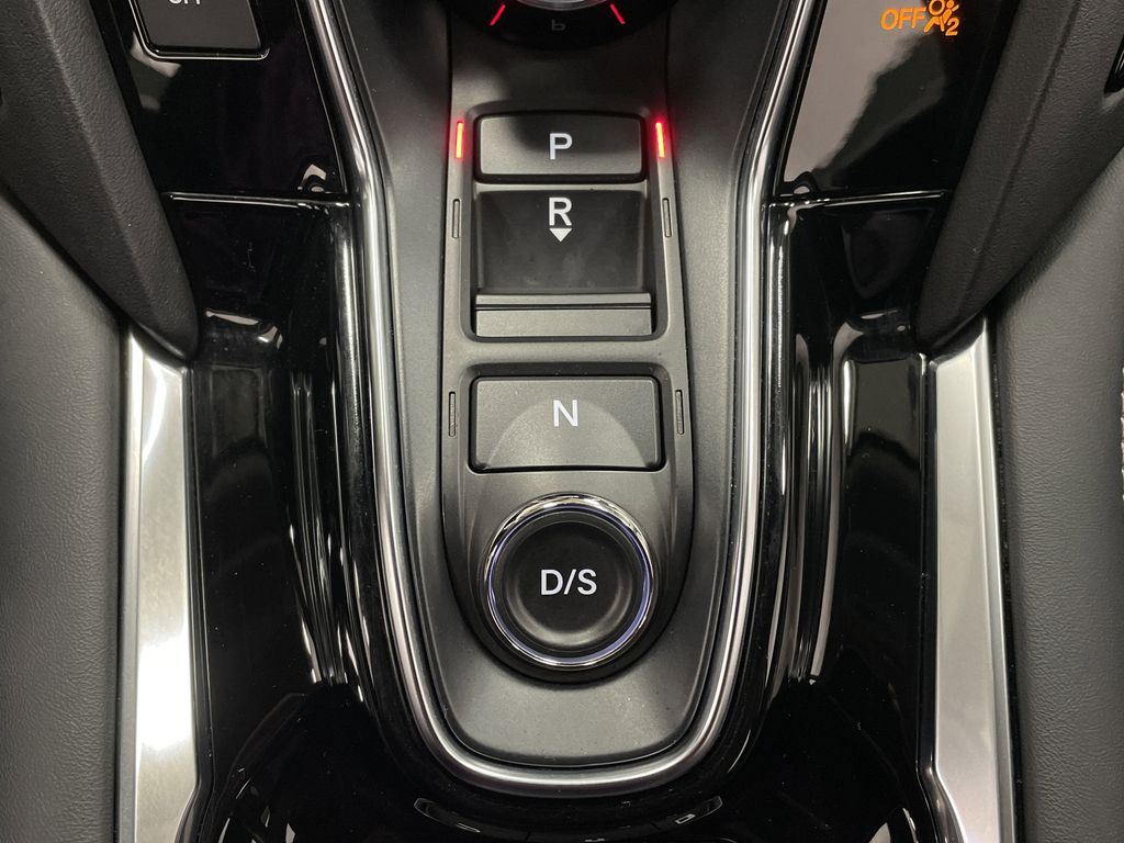 Vehicle image 24 of 42