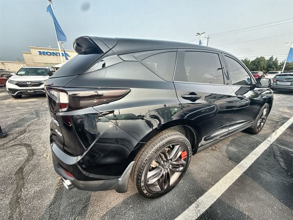 Vehicle image 4 of 36