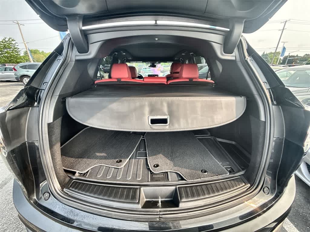 Vehicle image 34 of 36