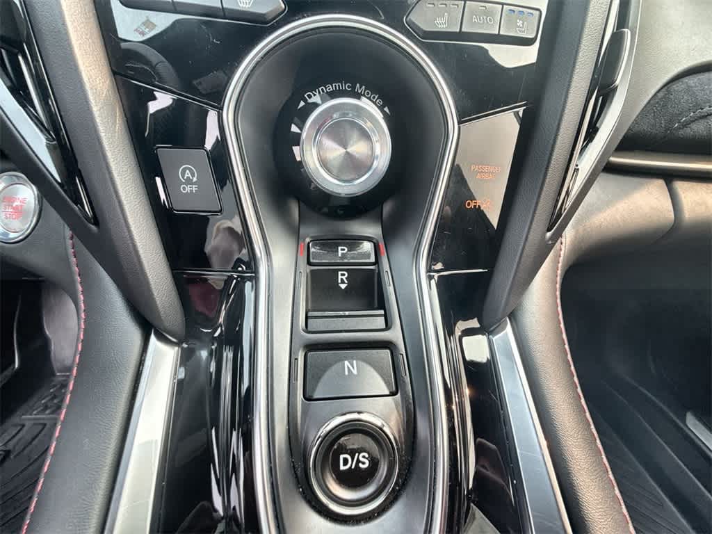 Vehicle image 32 of 36