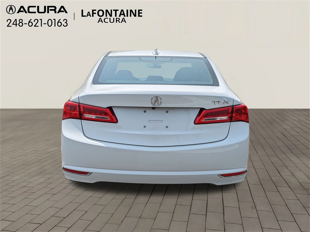 Vehicle image 6 of 34