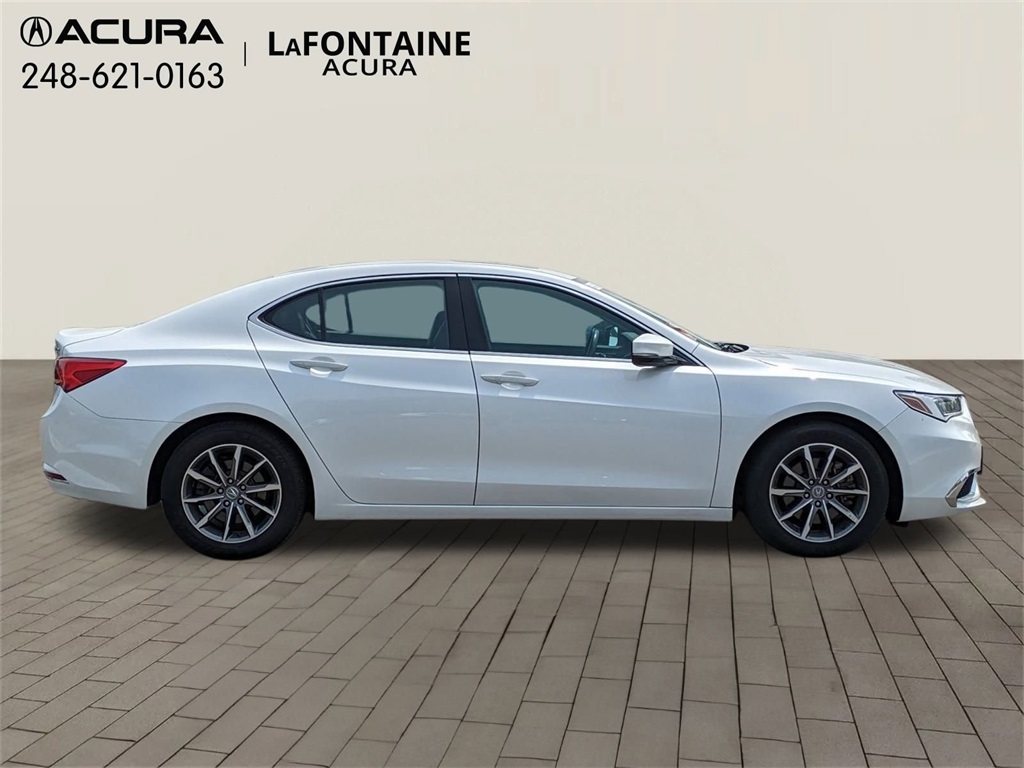 Vehicle image 4 of 34