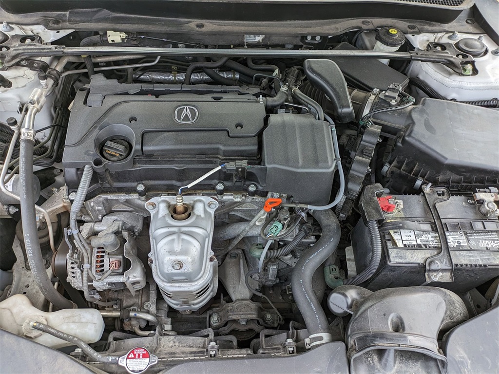 Vehicle image 32 of 34