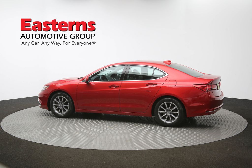 Vehicle image 31 of 62