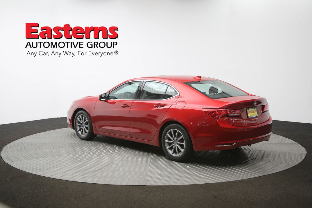 Vehicle image 33 of 62