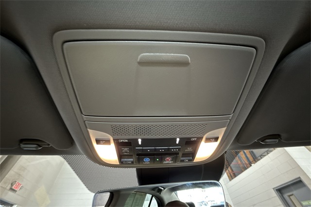 Vehicle image 27 of 27