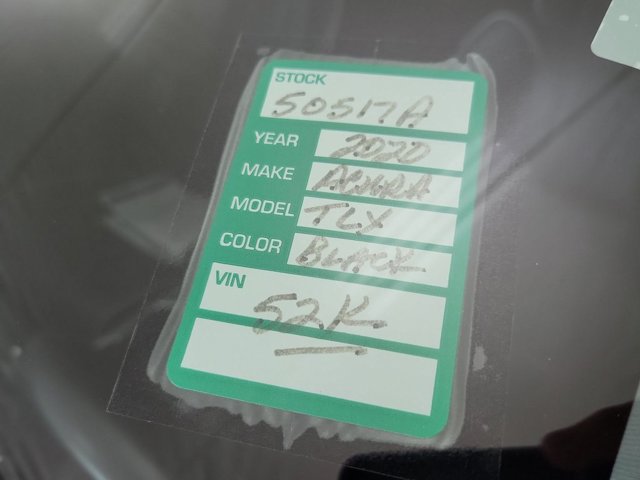 Vehicle image 23 of 24