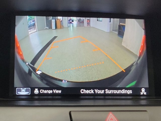 Vehicle image 14 of 24