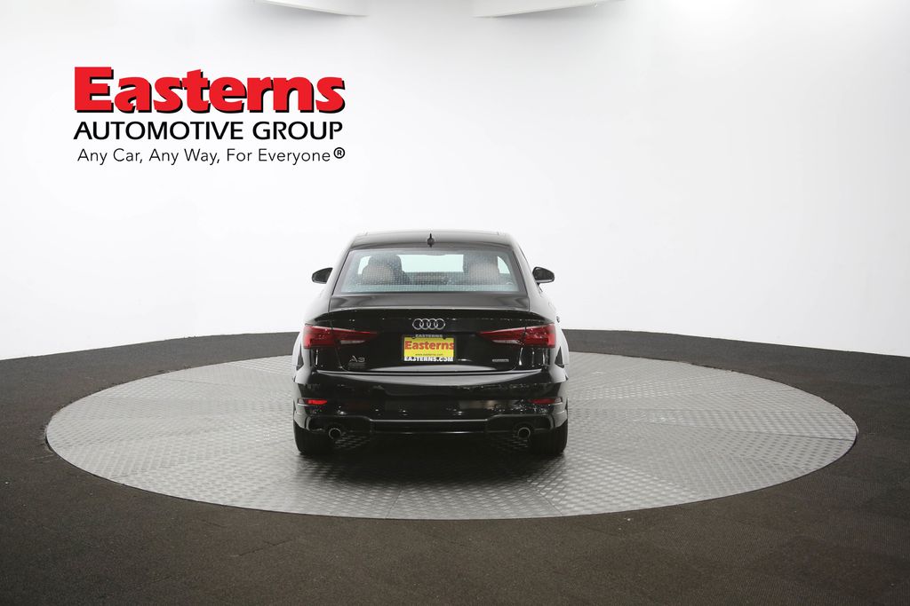 Vehicle image 26 of 62