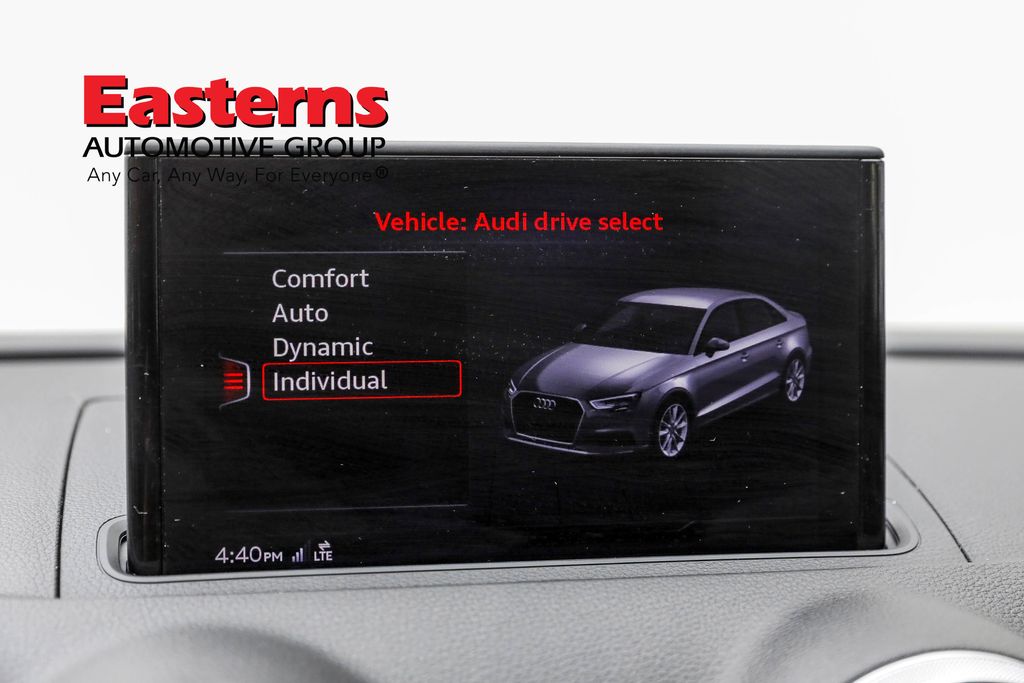 Vehicle image 53 of 62