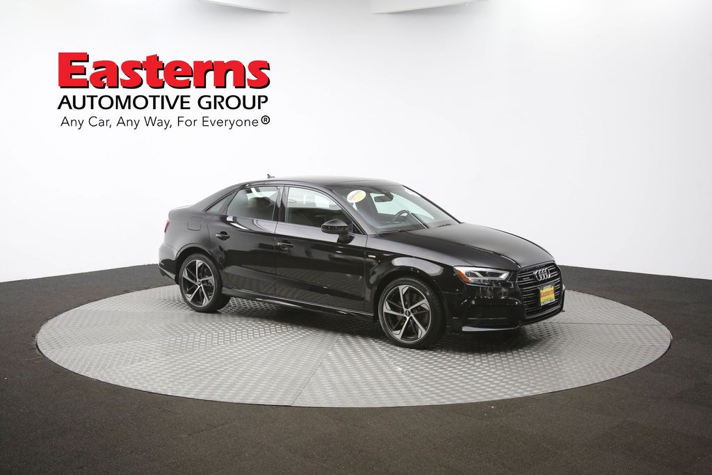 Vehicle image 15 of 62