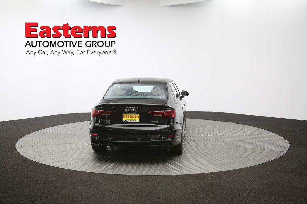 Vehicle image 28 of 62