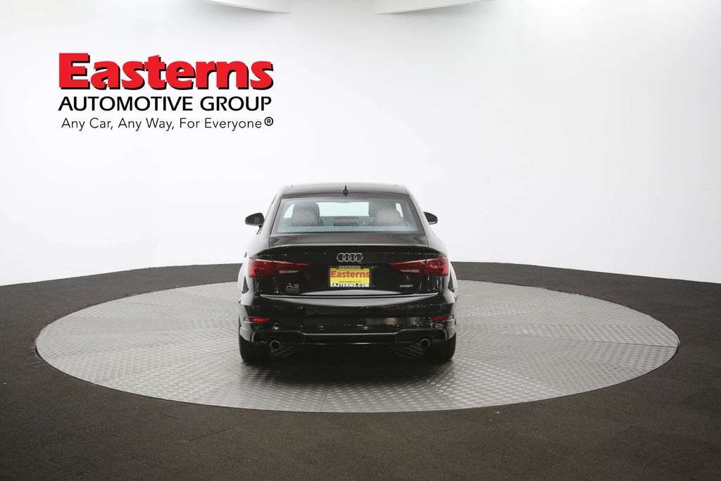 Vehicle image 27 of 62