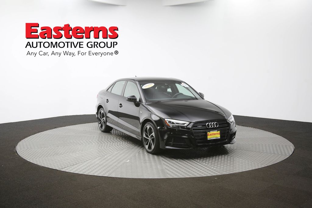 Vehicle image 13 of 62