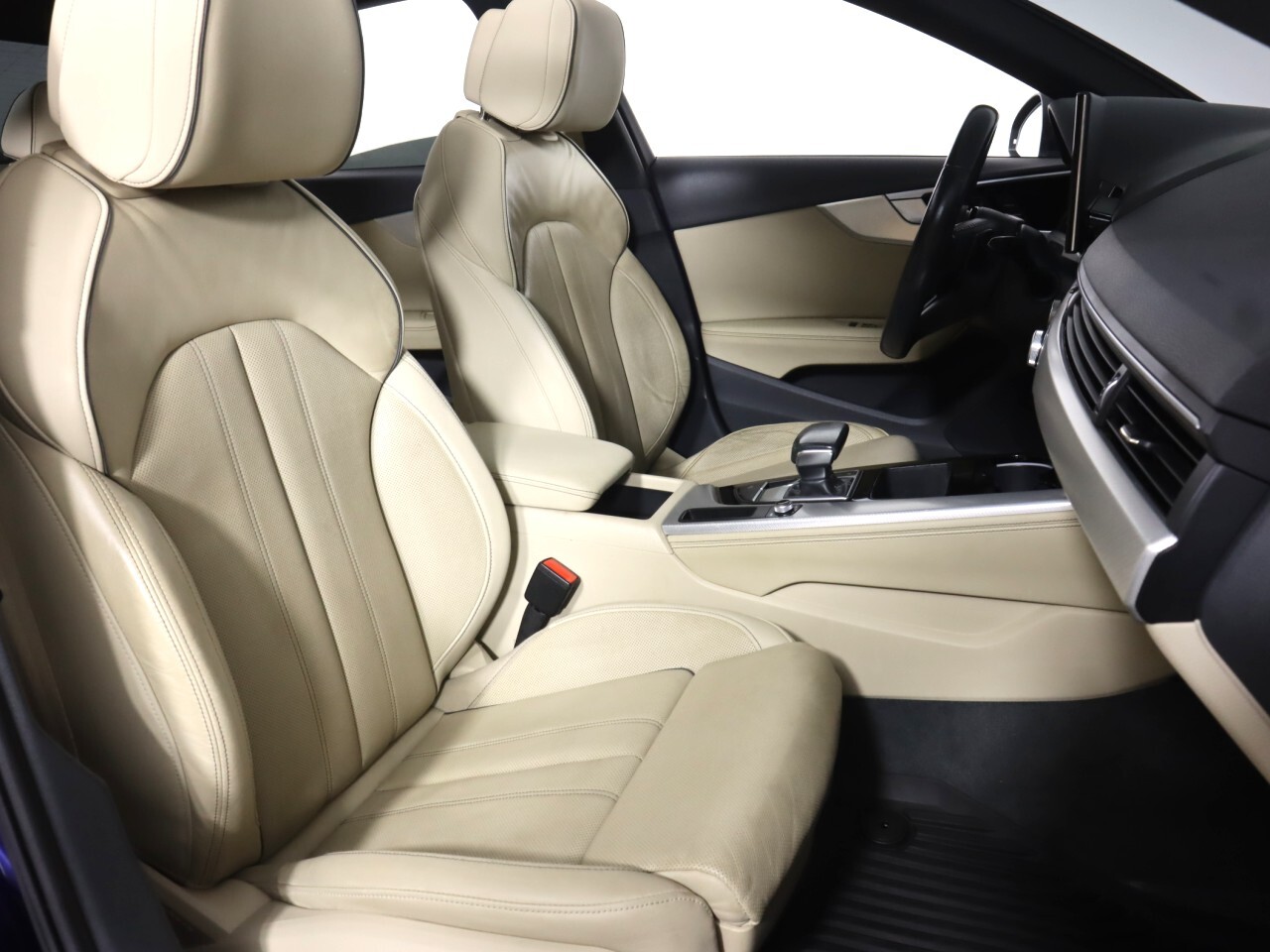 2020 Audi A4 Premium Plus Image 15 of 42