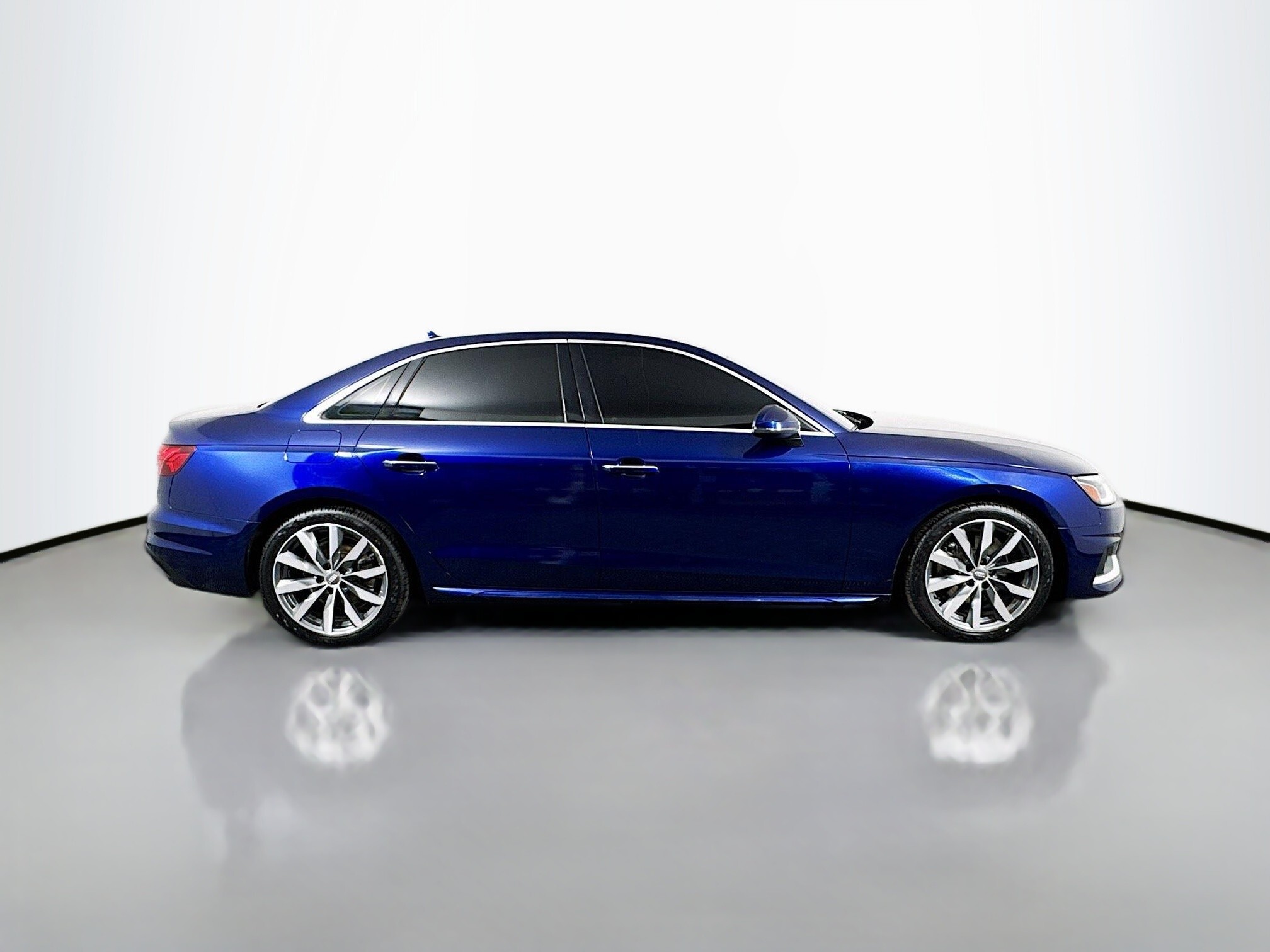 2020 Audi A4 Premium Plus Image 4 of 42