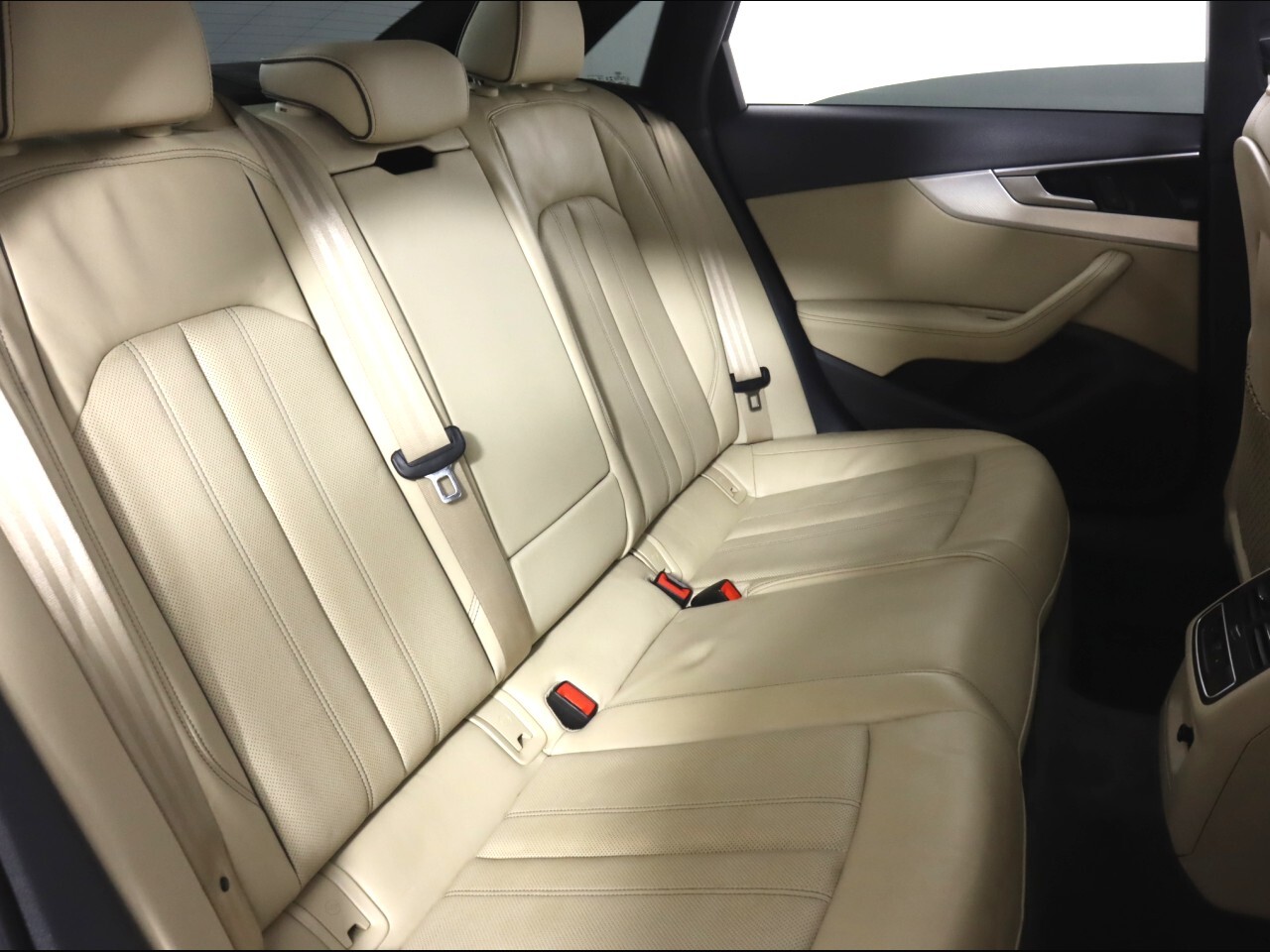 2020 Audi A4 Premium Plus Image 13 of 42