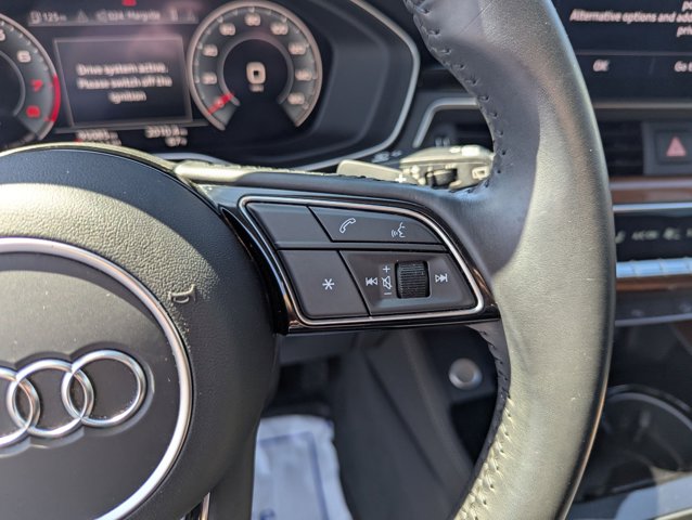 Vehicle image 12 of 28