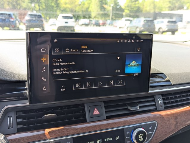 Vehicle image 15 of 28