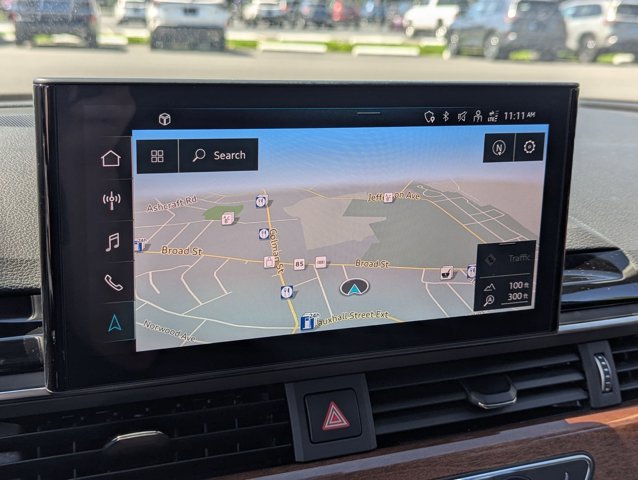 Vehicle image 16 of 28