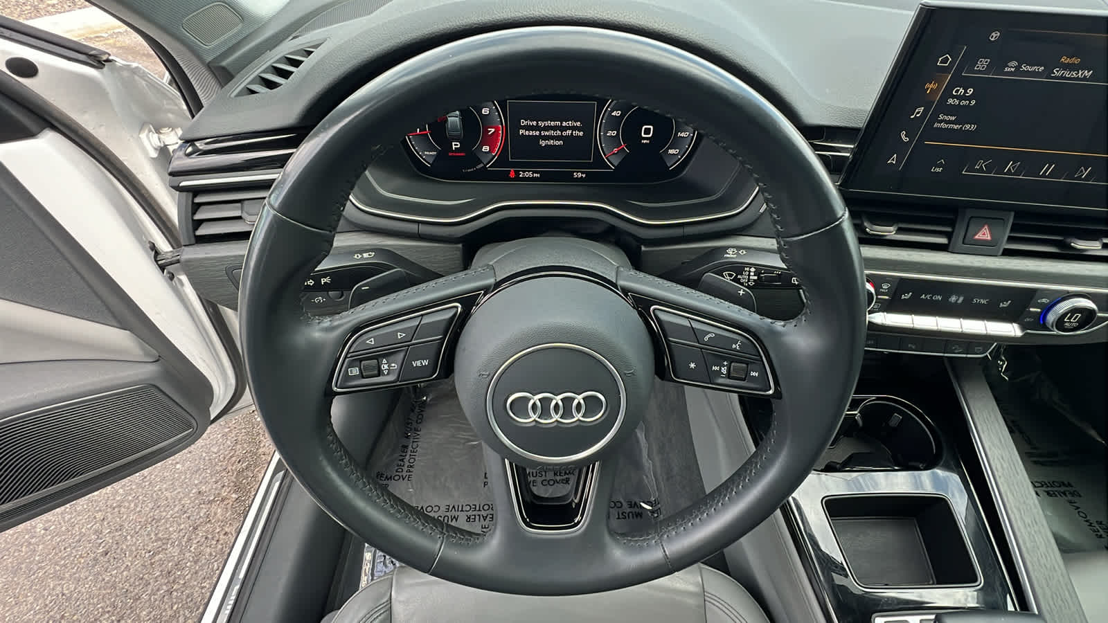 Vehicle image 18 of 31