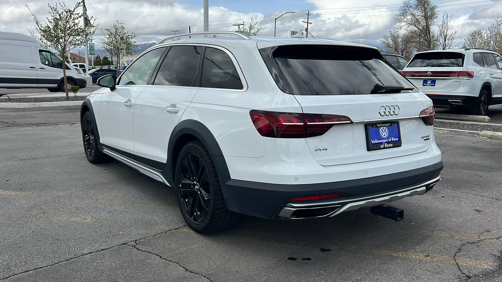 Vehicle image 7 of 31