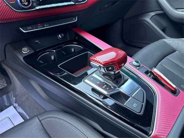 Vehicle image 25 of 37