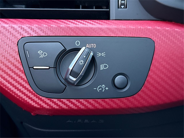 Vehicle image 34 of 37