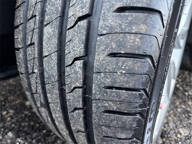 Vehicle image 12 of 37