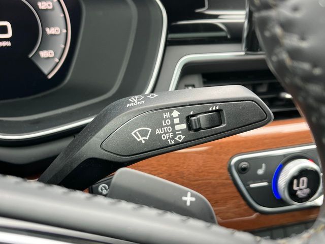 Vehicle image 36 of 38