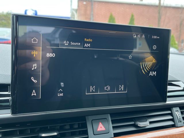 Vehicle image 26 of 38