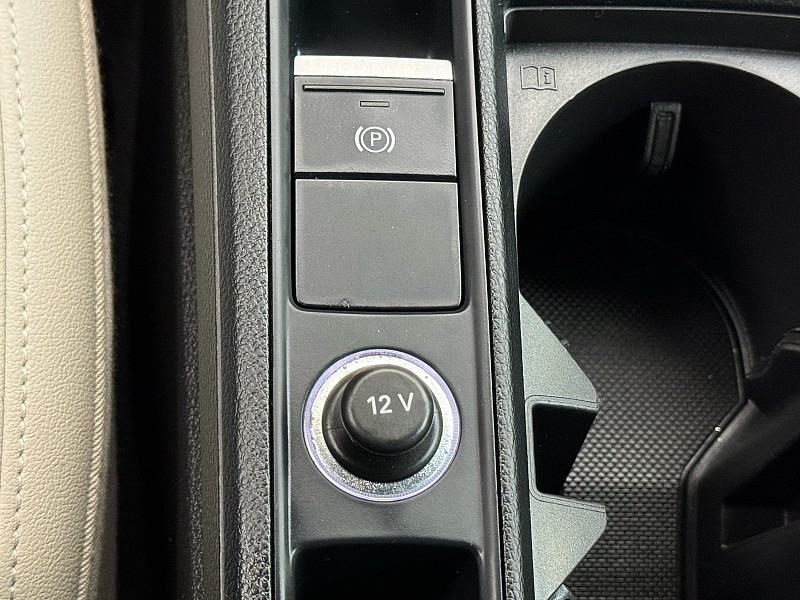 Vehicle image 36 of 43