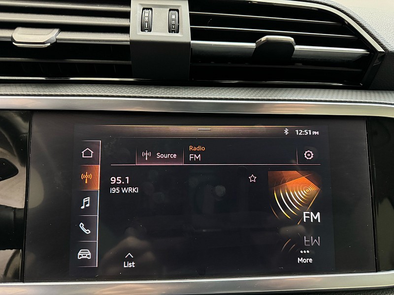Vehicle image 23 of 43