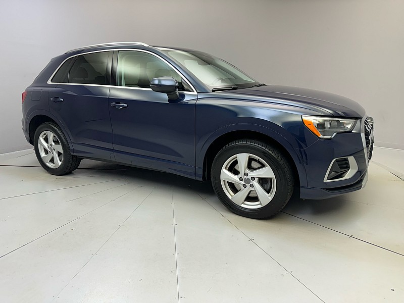 Vehicle image 4 of 43
