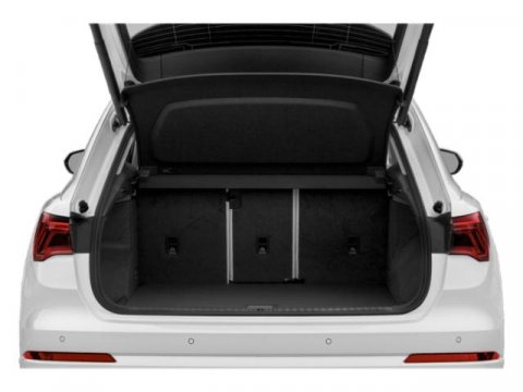 2020 Audi Q3 Premium Image 8 of 15