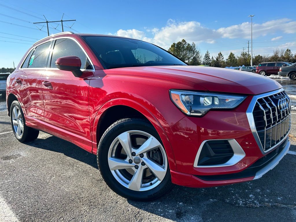 2020 Audi Q3 Premium Image 3 of 26