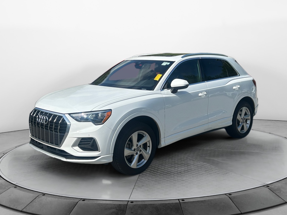 2020 Audi Q3 Premium Image 1 of 35