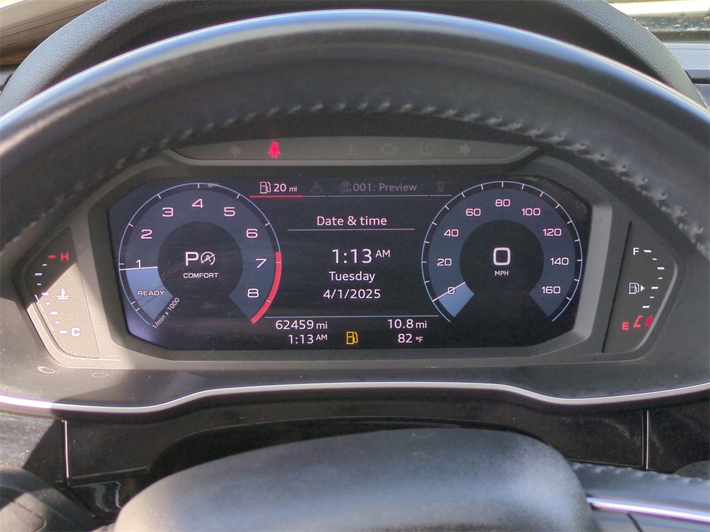 Vehicle image 29 of 32