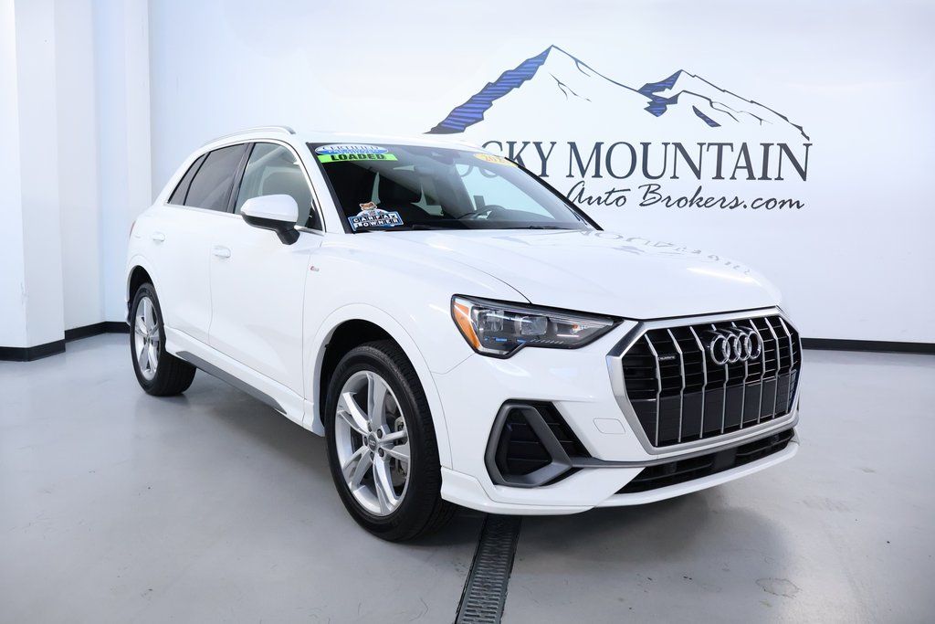 Vehicle image 3 of 39
