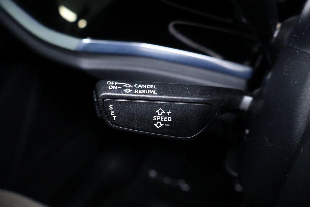 Vehicle image 24 of 39