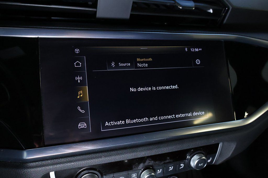Vehicle image 16 of 39