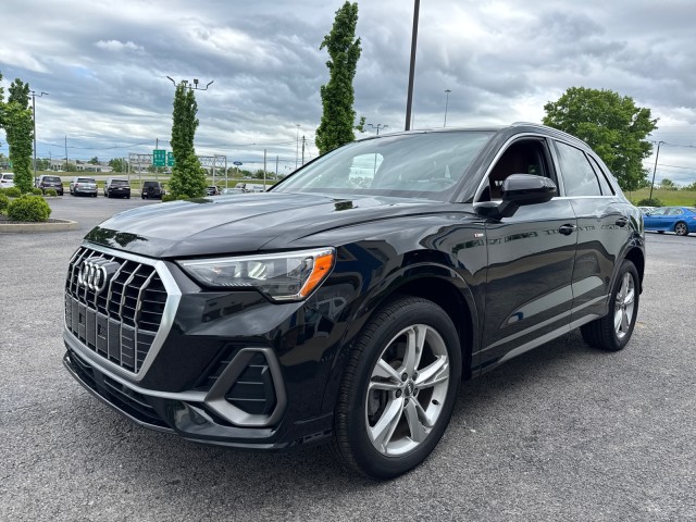 Vehicle image 1 of 19
