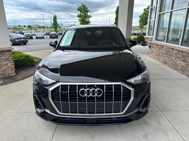 Vehicle image 2 of 19