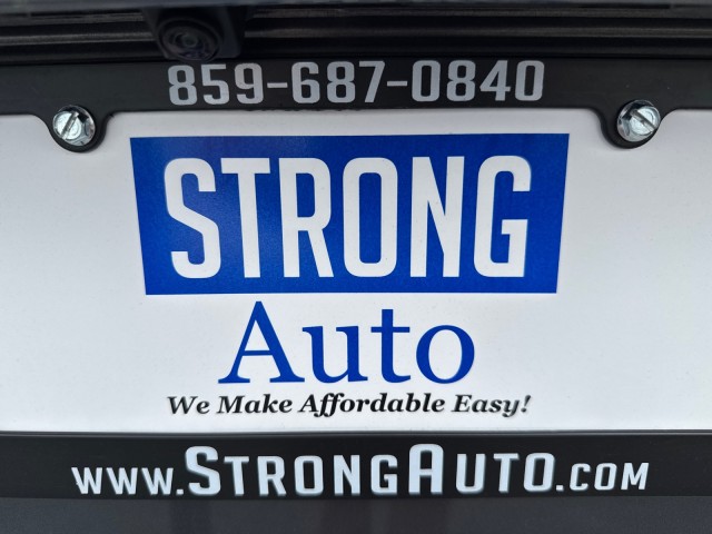 Vehicle image 18 of 19