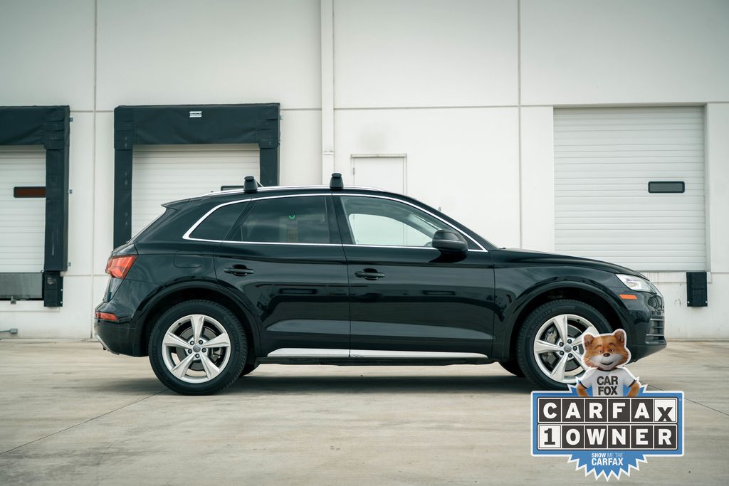 Vehicle image 4 of 26